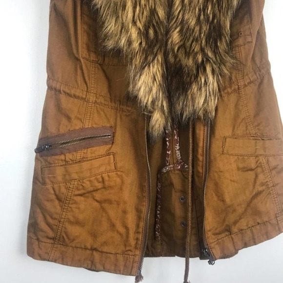 Anthropologie Hei Hei Tan Faux Fur Collar Vest - Picture 7 of 7